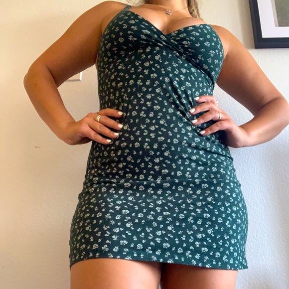 Brandy Melville Dresses Brandy Melville Green Floral Mini Dress